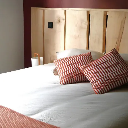 Aux Portes De Chapteuil