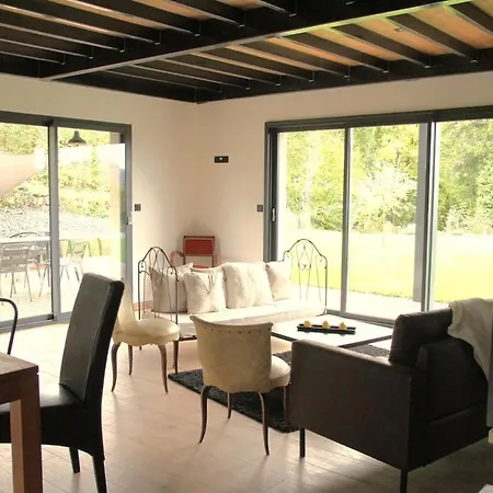 Aux Portes De Chapteuil Hébergement de vacances *
